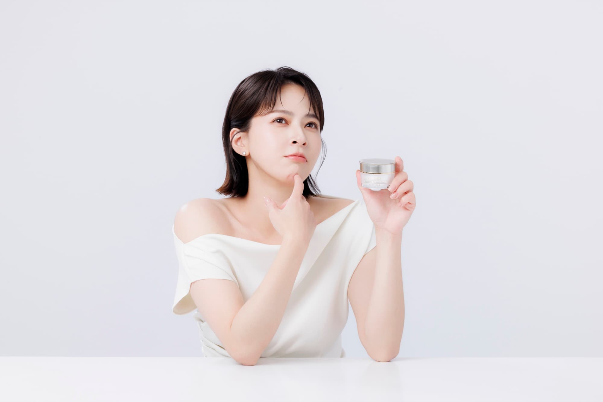 安美諾棚拍：橫幅構圖
